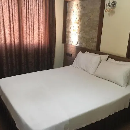 公寓 Orhan Palace *